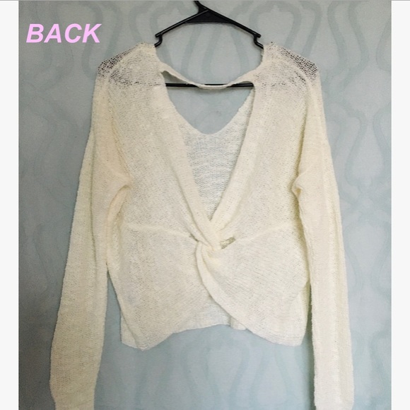 Adorable White Knit Top!🕊🌸 - Picture 3 of 4